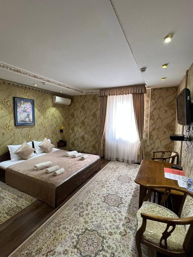Hotel Papillon ทาชเคนต์ ภายนอก รูปภาพ