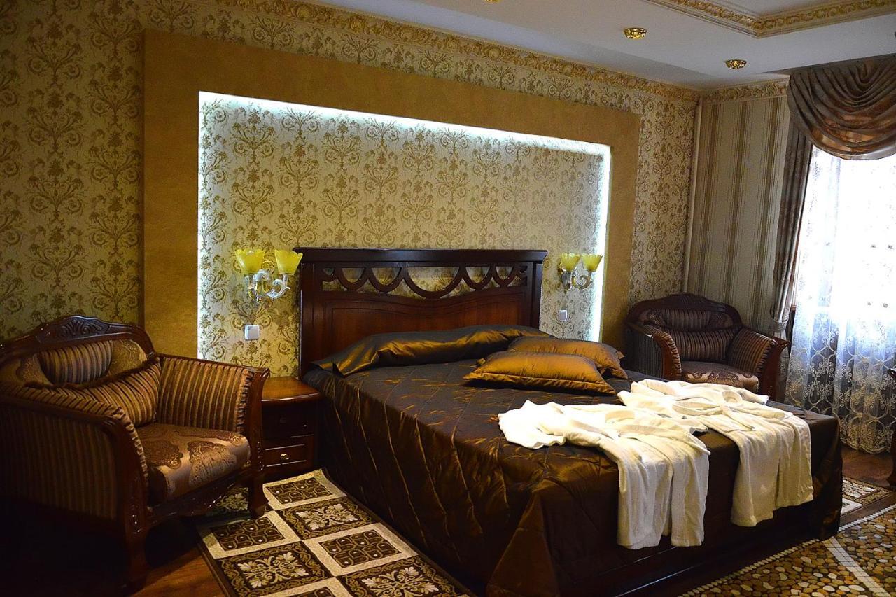 Hotel Papillon ทาชเคนต์ ภายนอก รูปภาพ