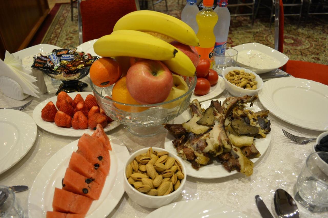 Hotel Papillon ทาชเคนต์ ภายนอก รูปภาพ