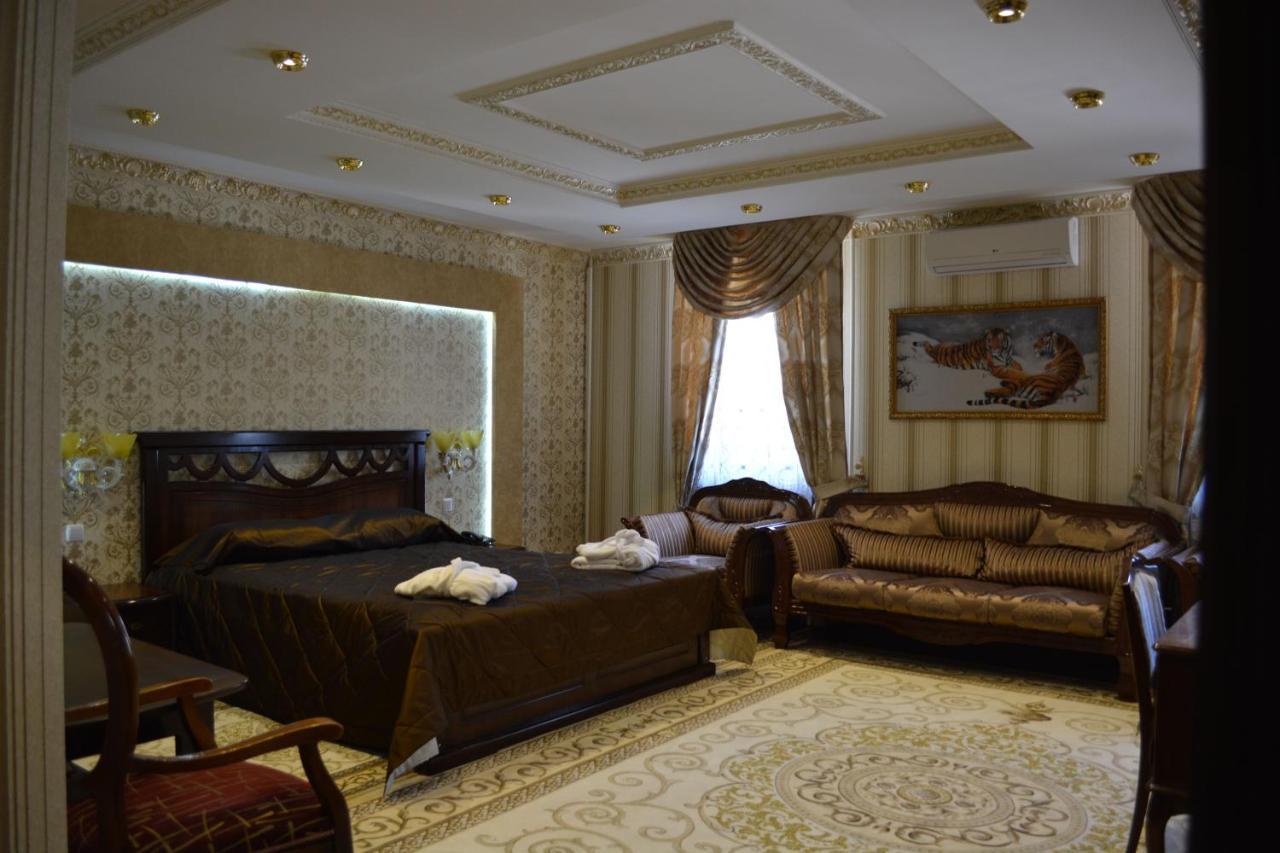 Hotel Papillon ทาชเคนต์ ภายนอก รูปภาพ