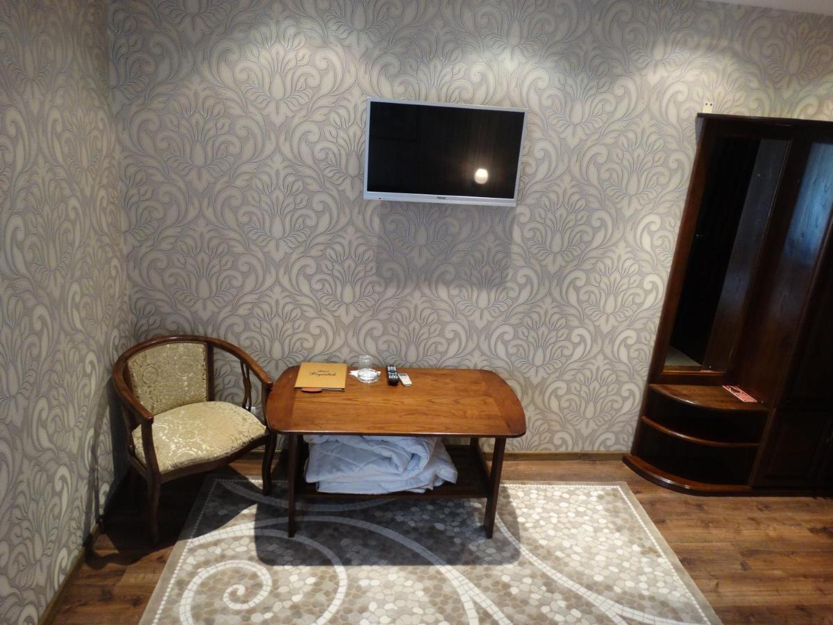 Hotel Papillon ทาชเคนต์ ภายนอก รูปภาพ