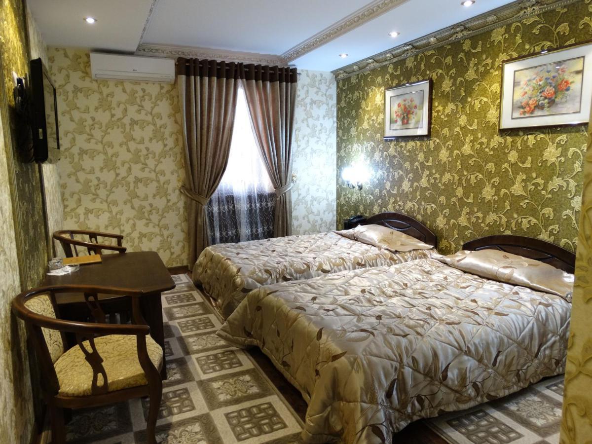 Hotel Papillon ทาชเคนต์ ภายนอก รูปภาพ