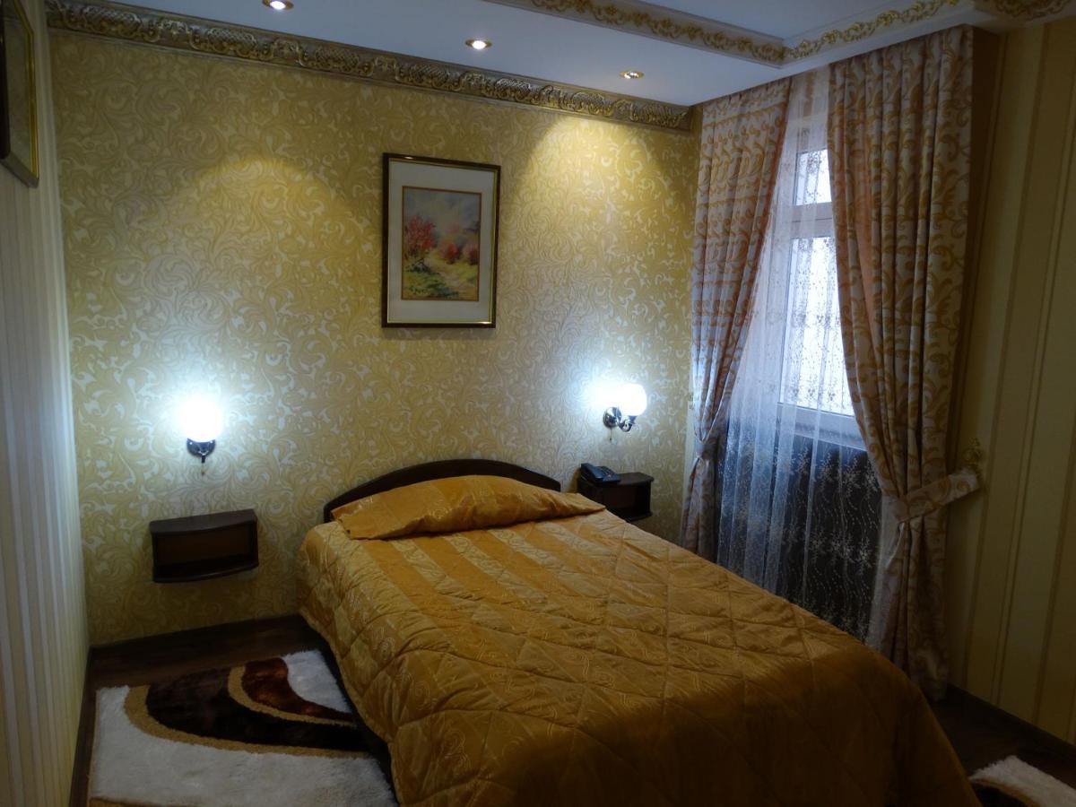 Hotel Papillon ทาชเคนต์ ภายนอก รูปภาพ