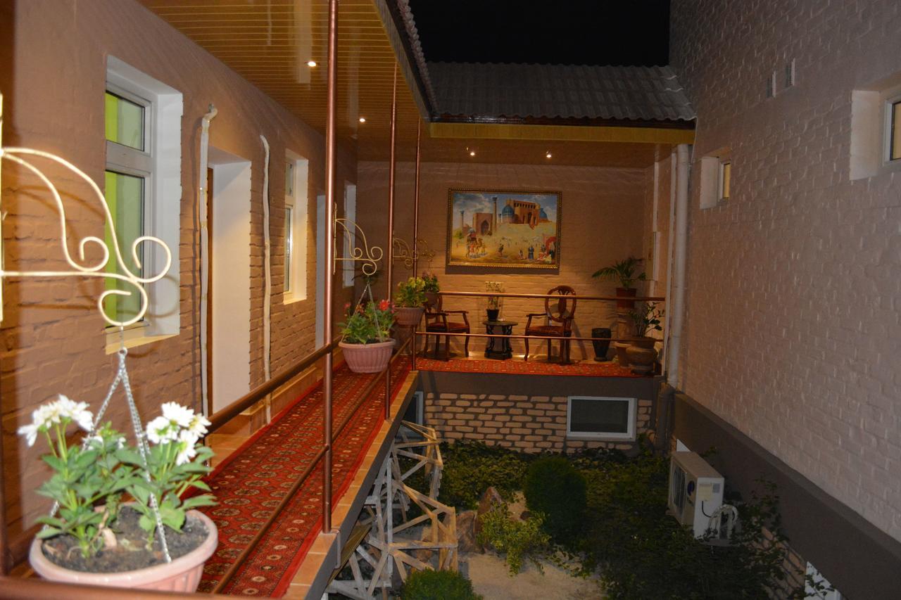 Hotel Papillon ทาชเคนต์ ภายนอก รูปภาพ
