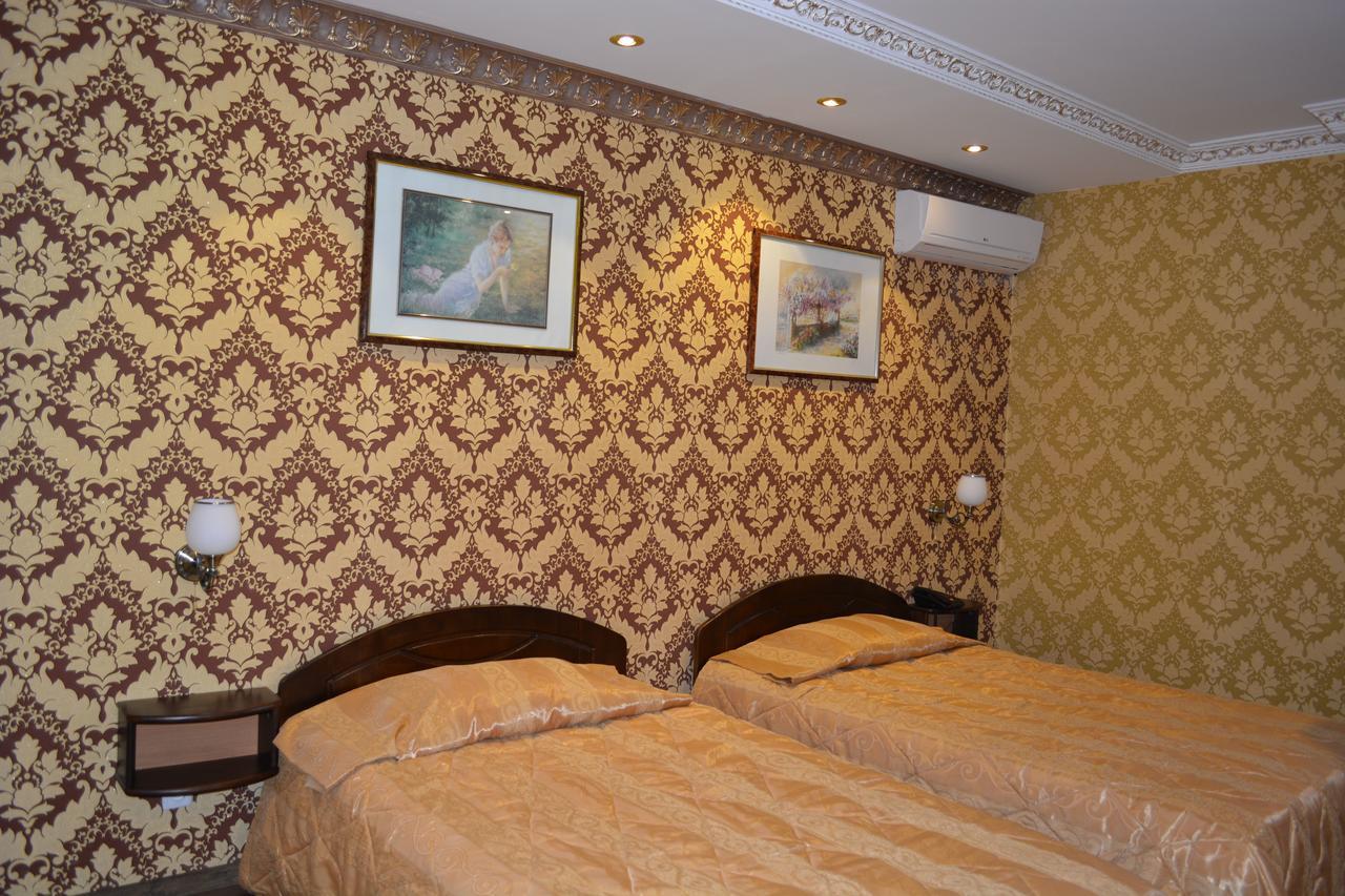 Hotel Papillon ทาชเคนต์ ภายนอก รูปภาพ