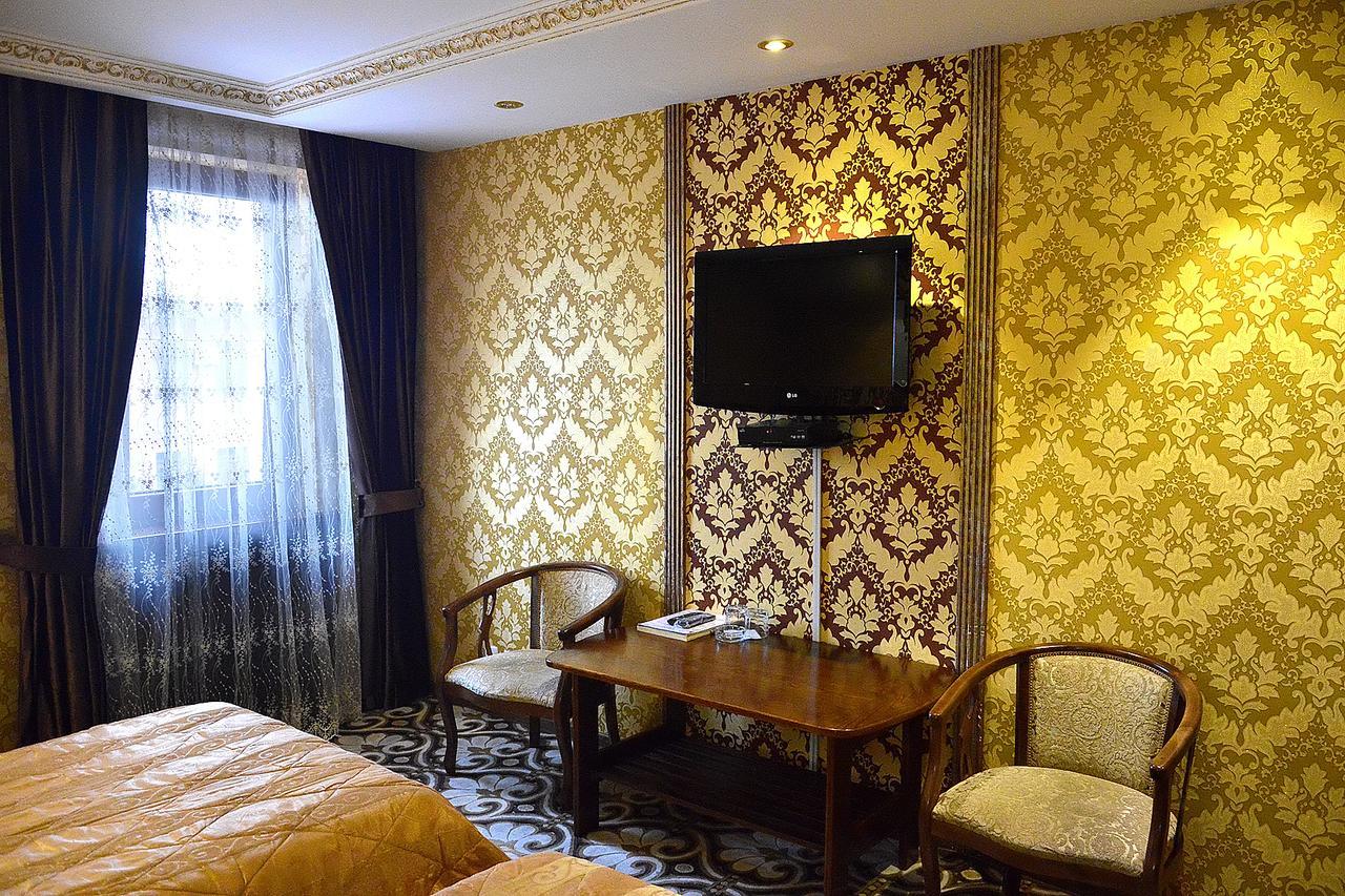 Hotel Papillon ทาชเคนต์ ภายนอก รูปภาพ
